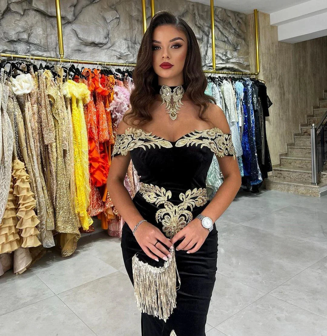 Fabulous Floor Length Off-The-Shoulder Mermaid Black Prom Dress with Appliques - Image 2