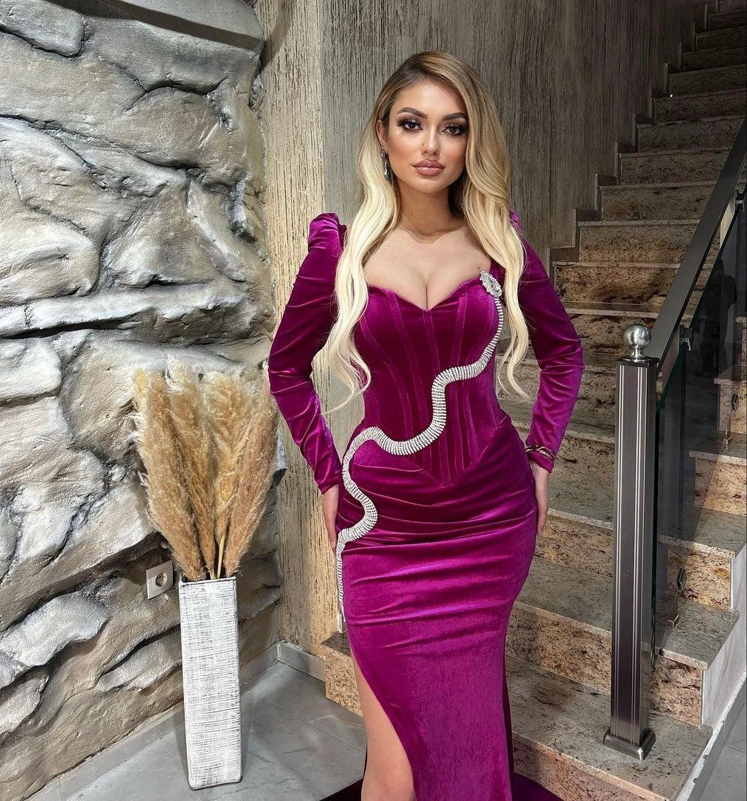Fabulous Long Sleeves Mermaid Sweetheart Velvet Formal Prom Dresses with Slit - Image 2