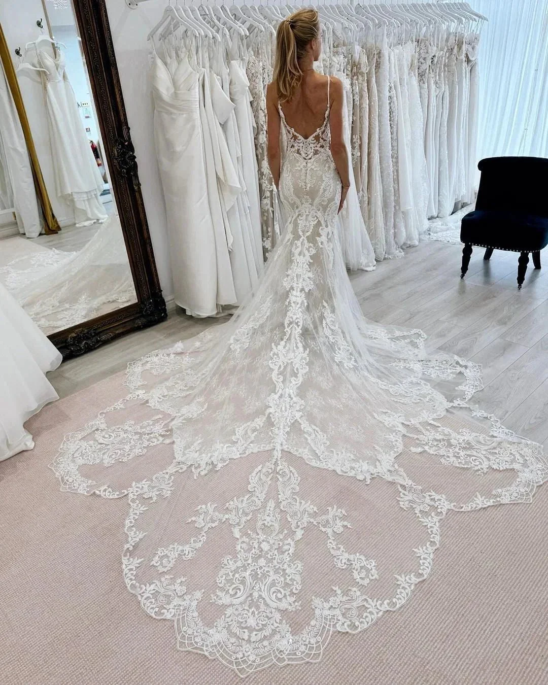 Fabulous Mermaid Tulle Lace Spaghetti Straps Sleeveless White Wedding Dresses With Appliques Train - Image 2