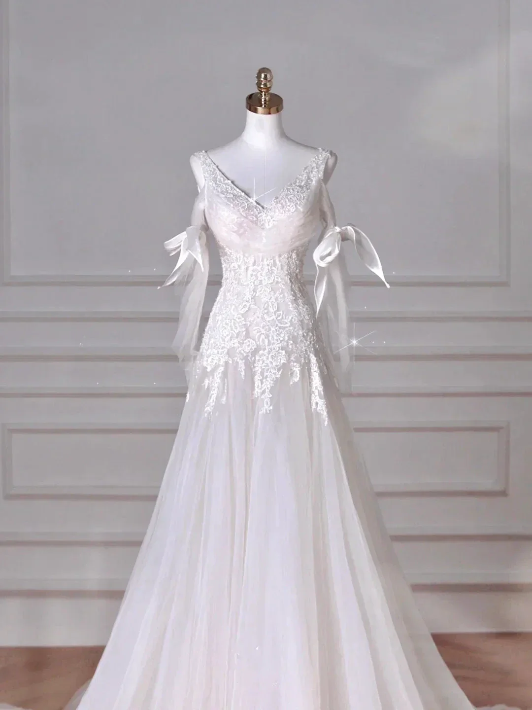 Fairy White V Neck Tulle Lace Appliques Mermaid Evening Dress,Long Wedding Dress Y8636 - Image 3