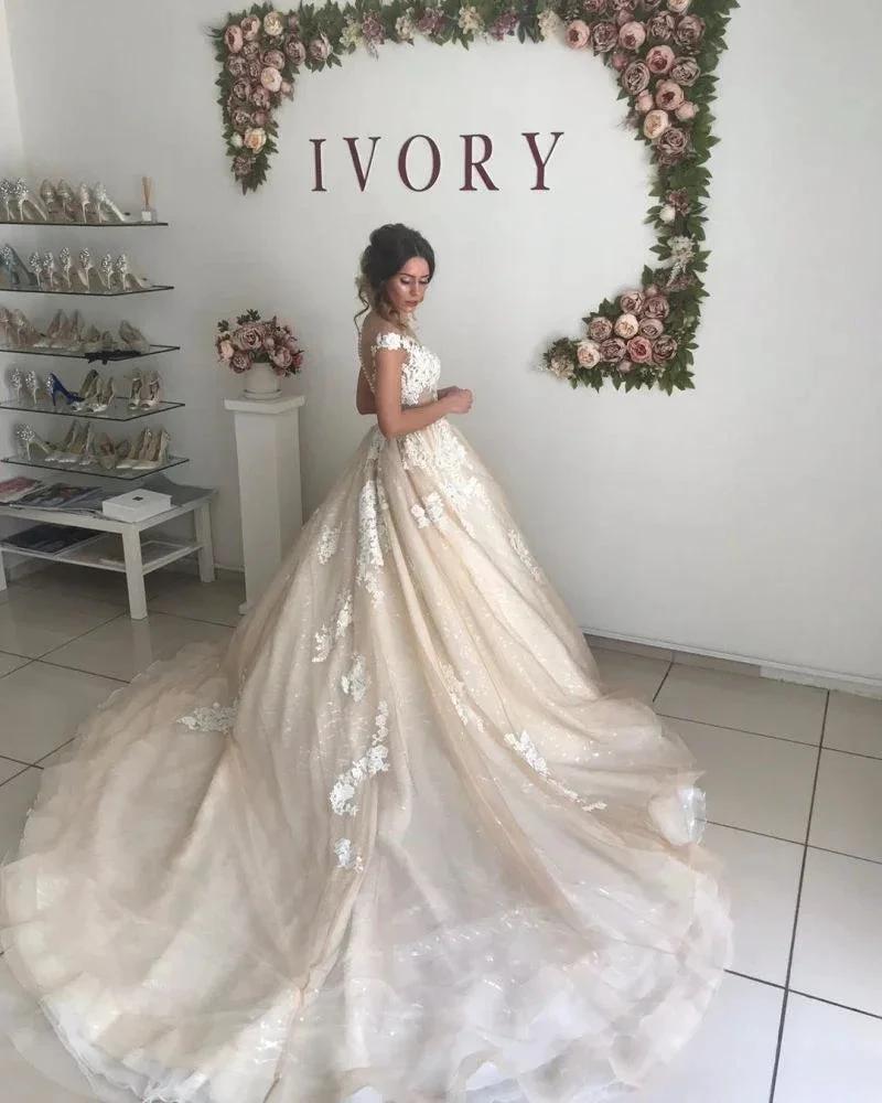V-Neck Off-the-Shoulder Princess Princess Wedding Dress - Image 2