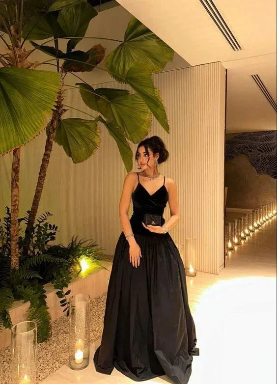 Fashion Black Straps Long Prom Dress Evening Dress Y7992 - Image 4