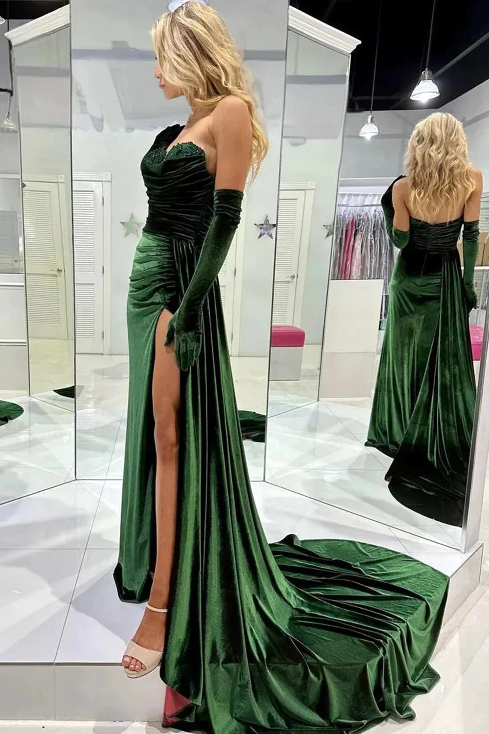 Finnegan | Emerald Sweetheart Long Prom Dress with Attached Train - Image 2
