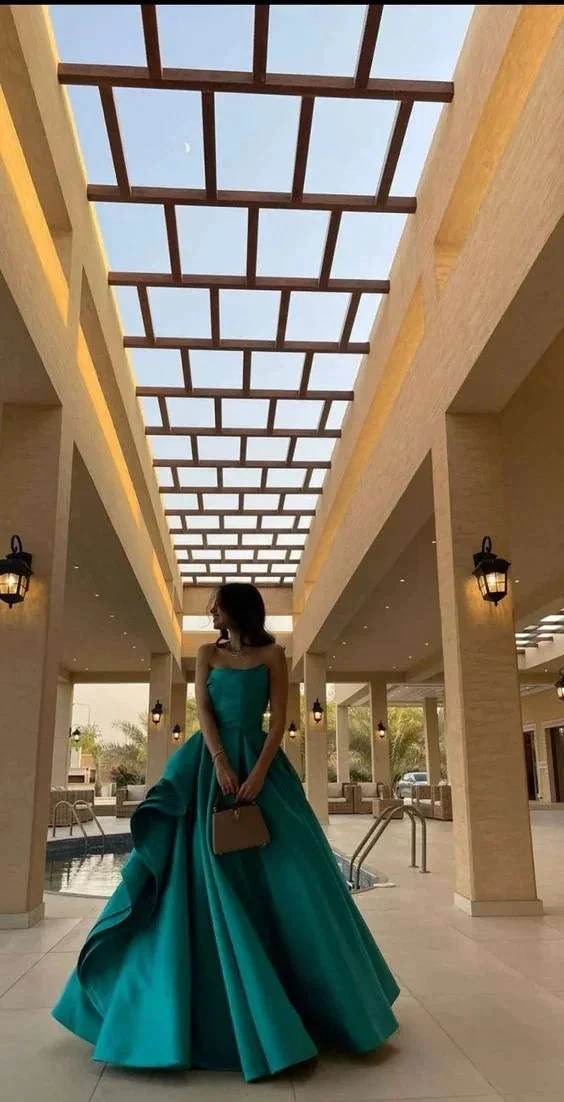 Generous Green Strapless Satin Long Evening Dress A-line Formal Gown Y590 - Image 2