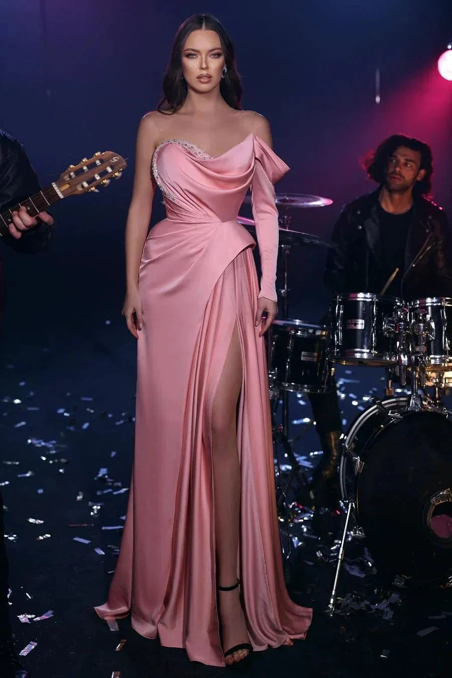 Glamorous Long A-line Long Sleeve Sequined Prom Dress With Slit - Image 2