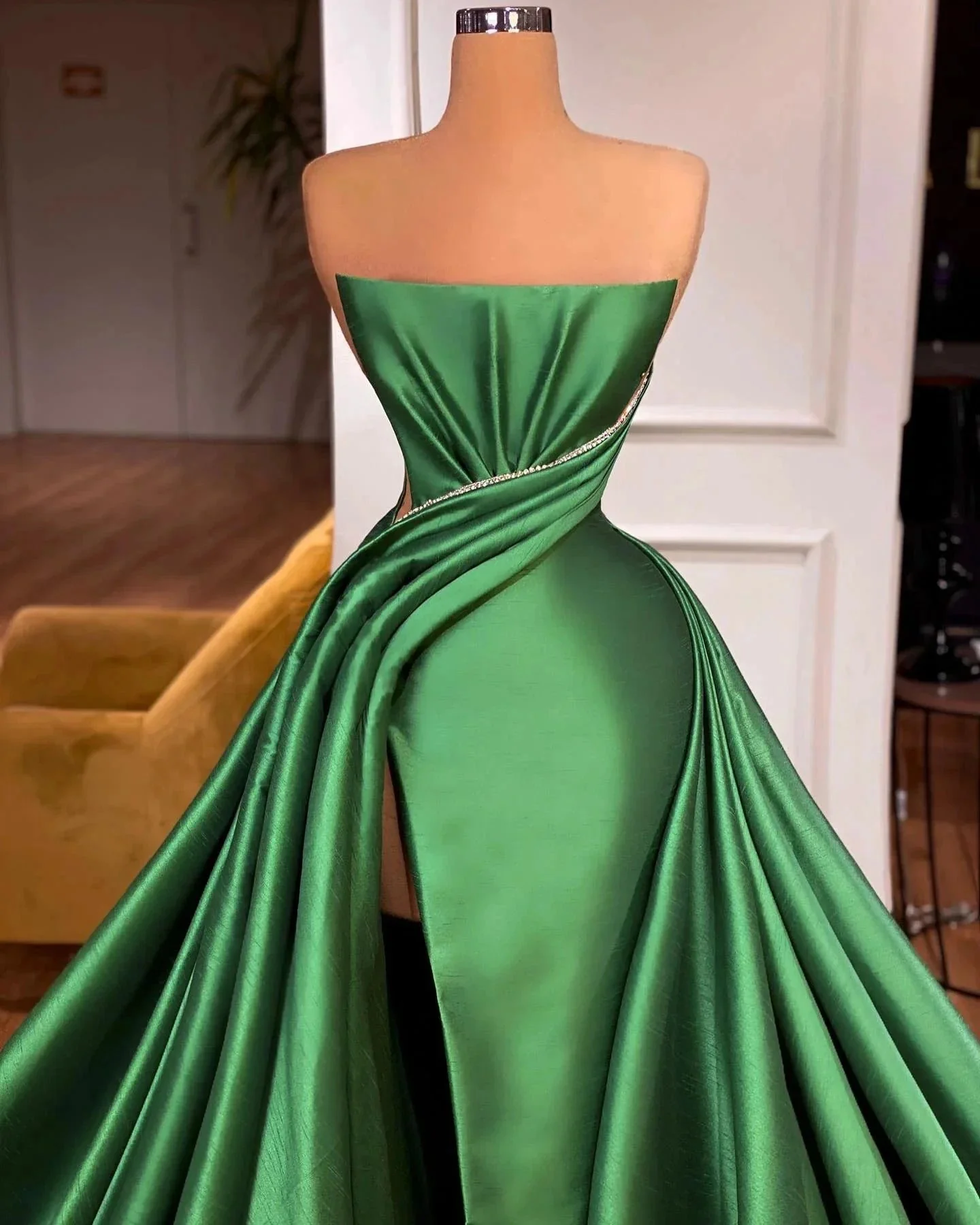 Glamorous Long A-line Strapless Split Front Sleeveless Prom Dress - Image 2