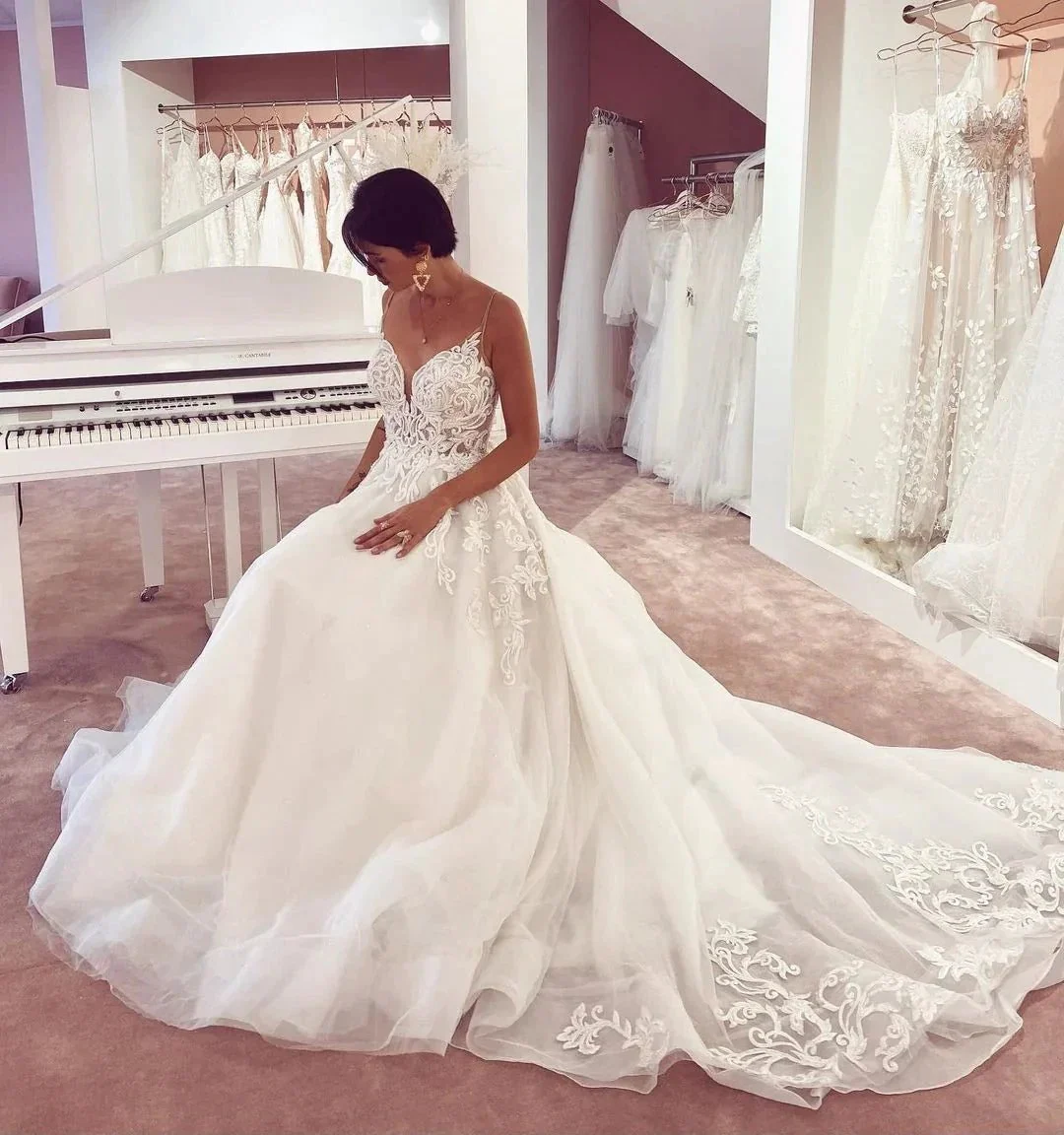 Glamorous Long A-Line V-neck Appliques Lace Tulle Wedding Dress - Image 2