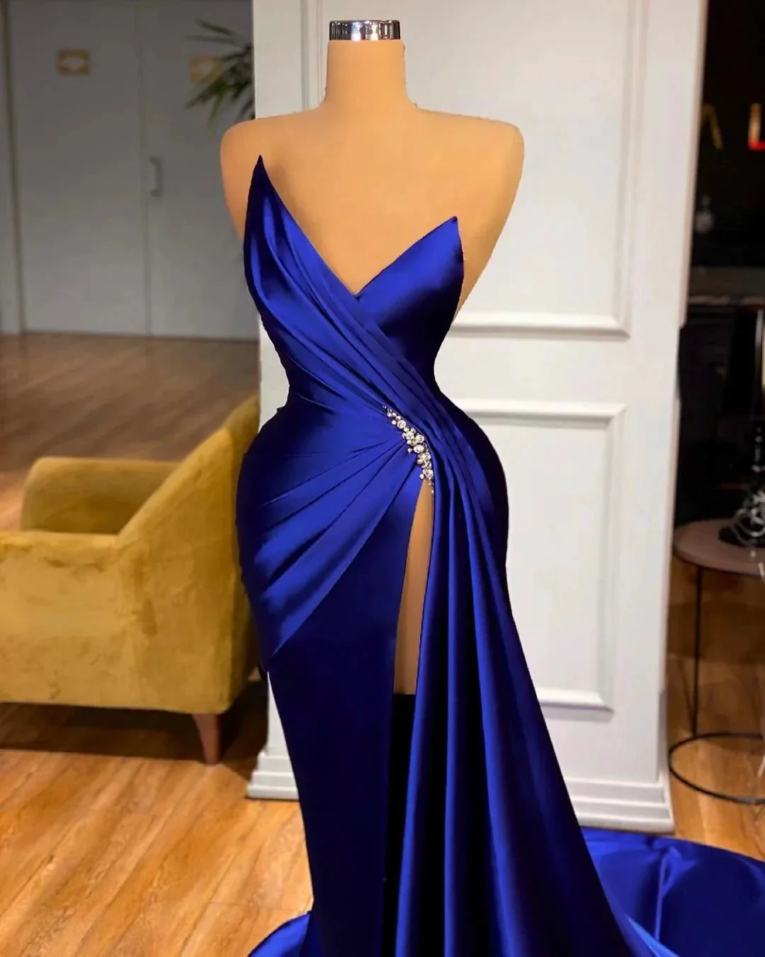 Glamorous Royal Blue Sweetheart Prom Dress Mermaid Long With Split - Image 2