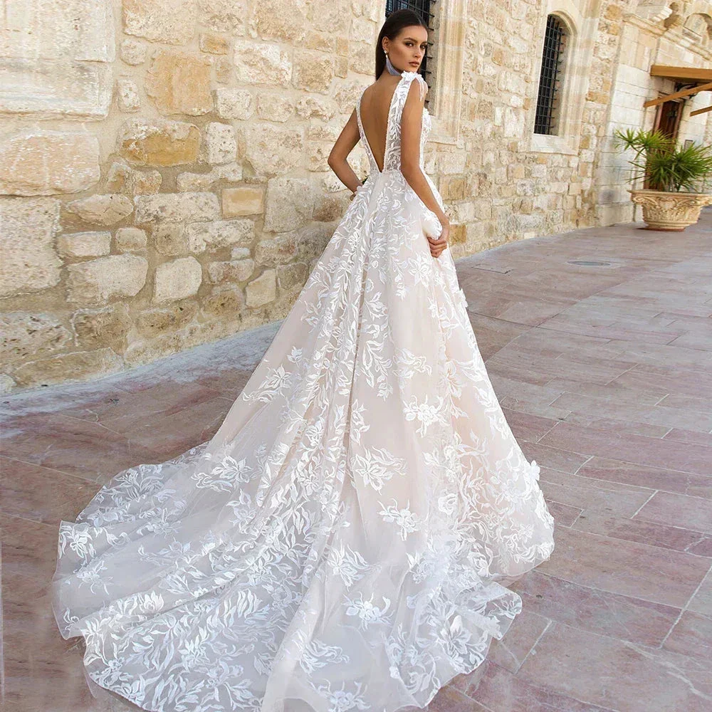 Gorgeous A-line Tulle Appliques Lace Wedding Dress V-neck Vestidos De Novia Open Back Princess Vestido De Noiva - Image 2