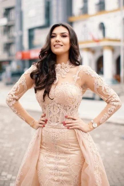 Gorgeous Column Lace High Neck Long Sleeve Prom Dress With Appliques Train - Image 2