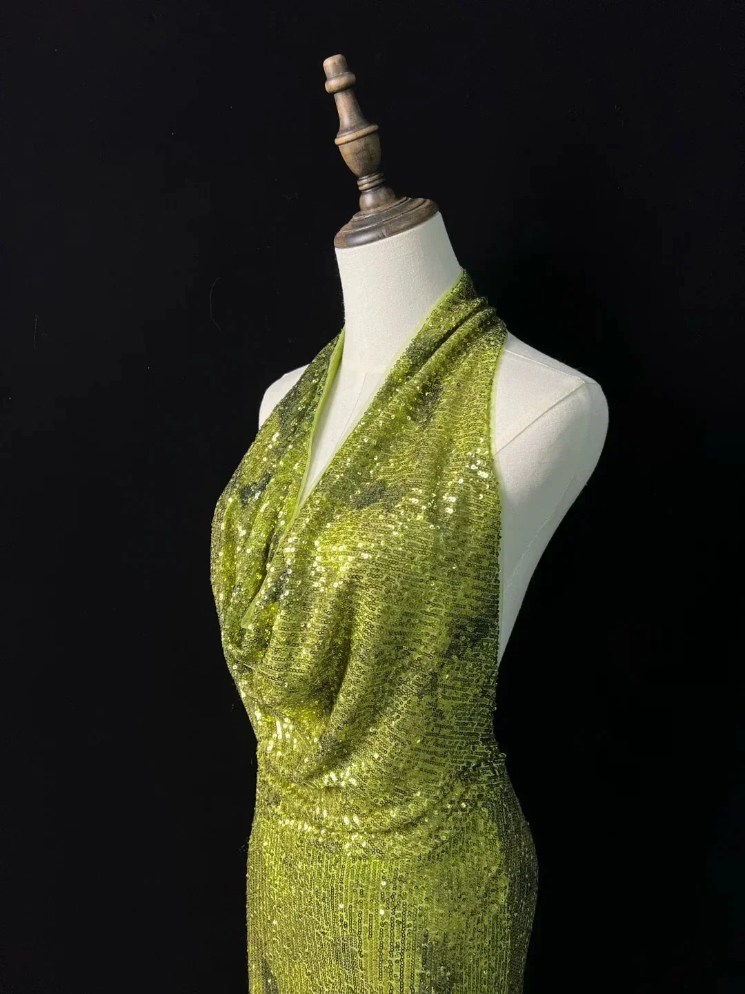 Gorgeous Green Halter Sequins Backless Prom Dress Long Mermaid Evening Dress Y8647 - Image 2