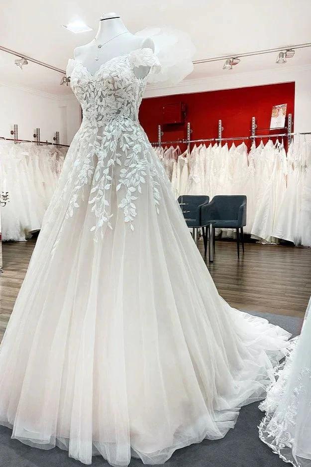 Gorgeous Long A-line Off-the-shoulder Tulle Lace Ruffles Wedding Dress - Image 3