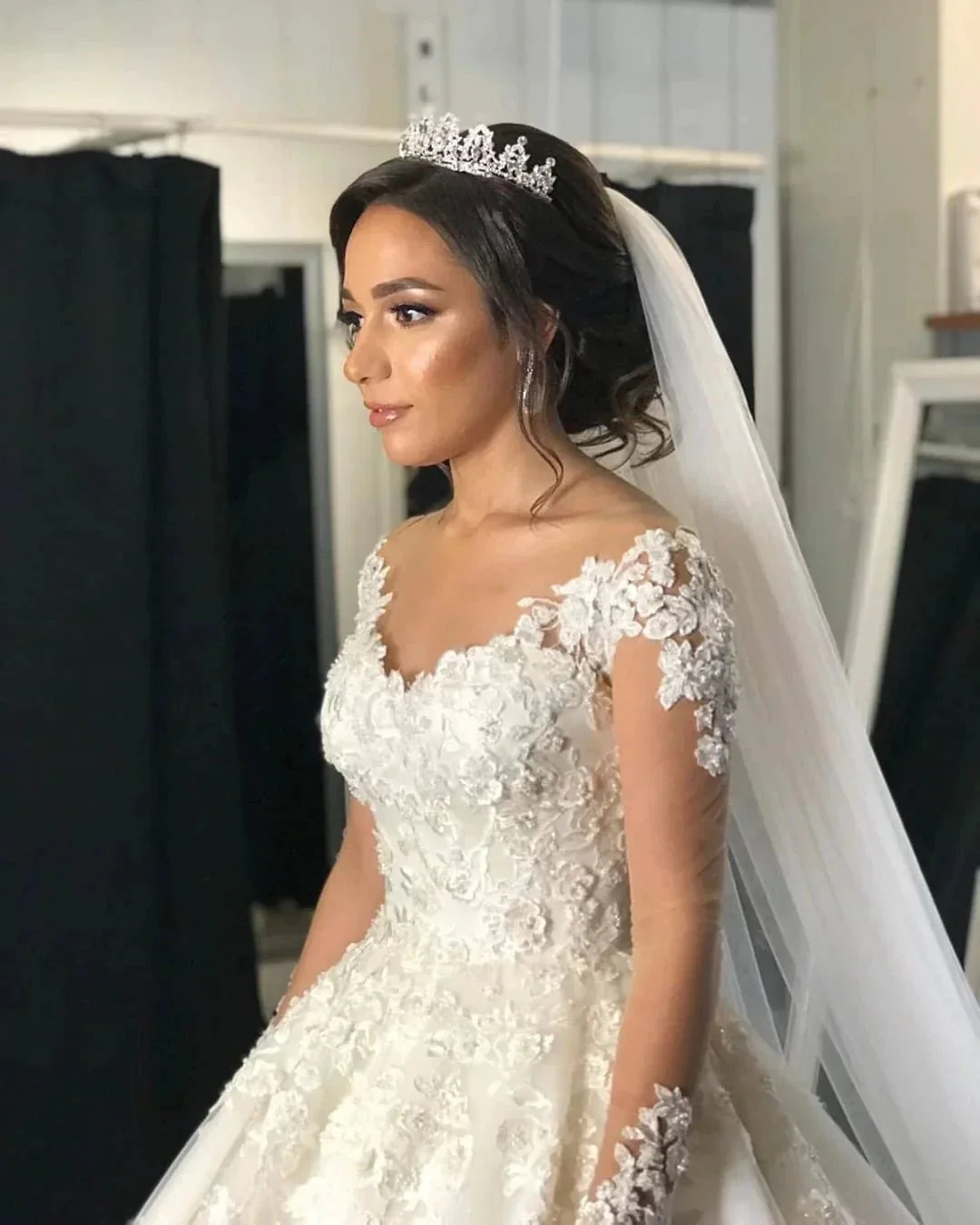 Gorgeous Long A-line Off-the-shoulder Wedding Dresses with Sleeves - Image 7
