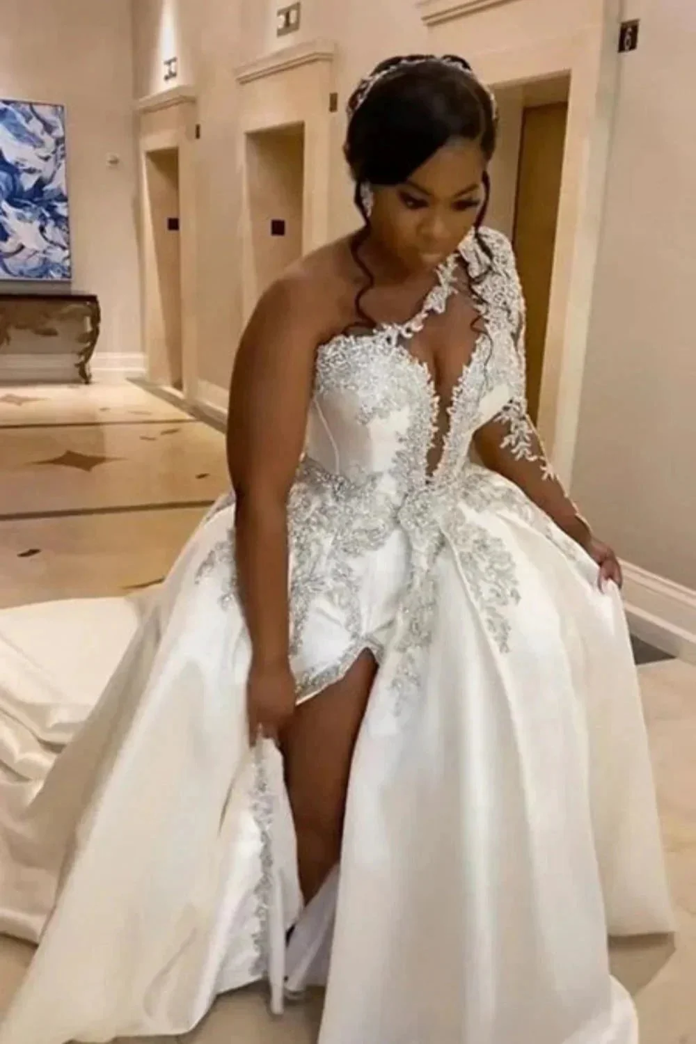 Gorgeous Long A-line Satin One Shoulder Beading Appliques Lace Wedding Dress with Slit - Image 3