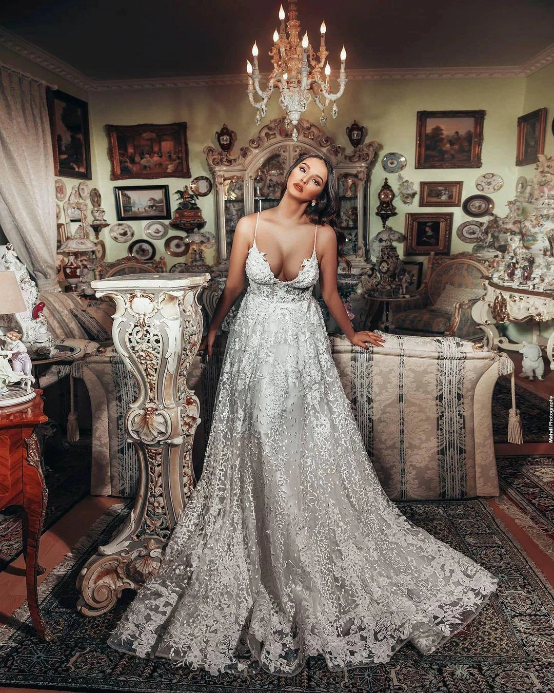 Gorgeous Long A-line V-neck 3D Floral Lace Wedding Dress - Image 2