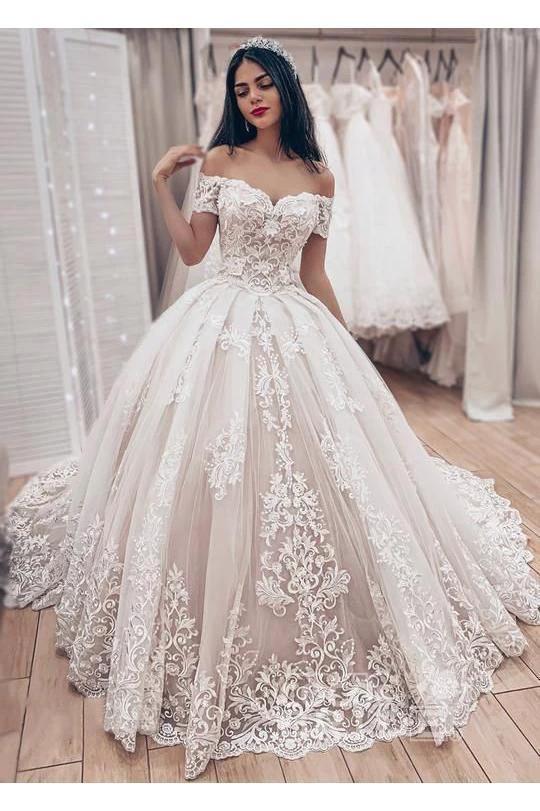 Gorgeous Long Ball Gown Off the Shoulder Lace Appliques Wedding Dress - Image 3