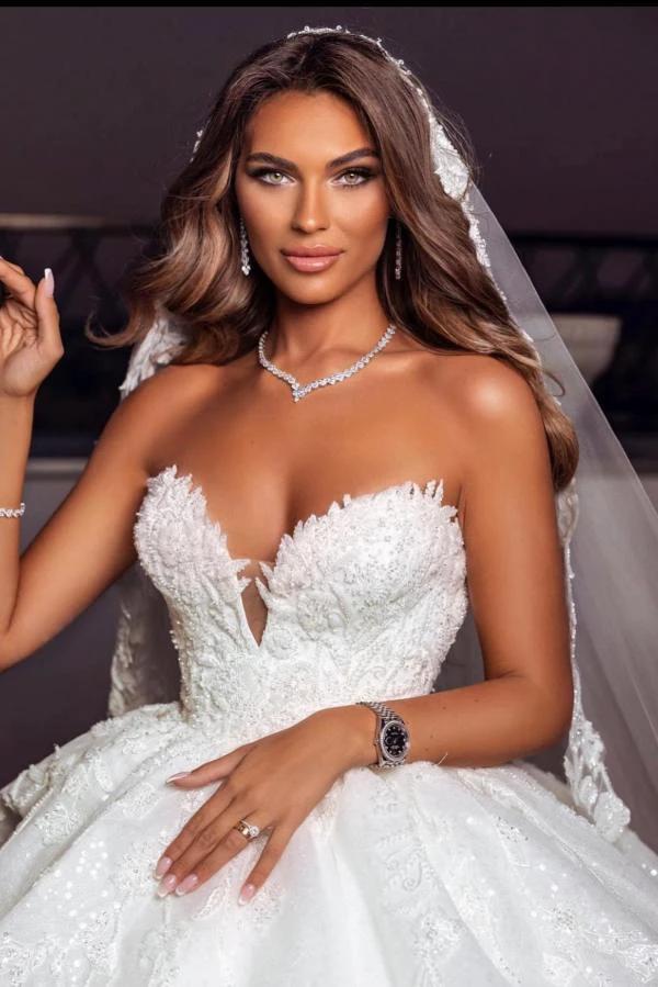 Gorgeous Long Ball Gown Sweetheart Tulle Wedding Dresses with Appliques Lace - Image 2