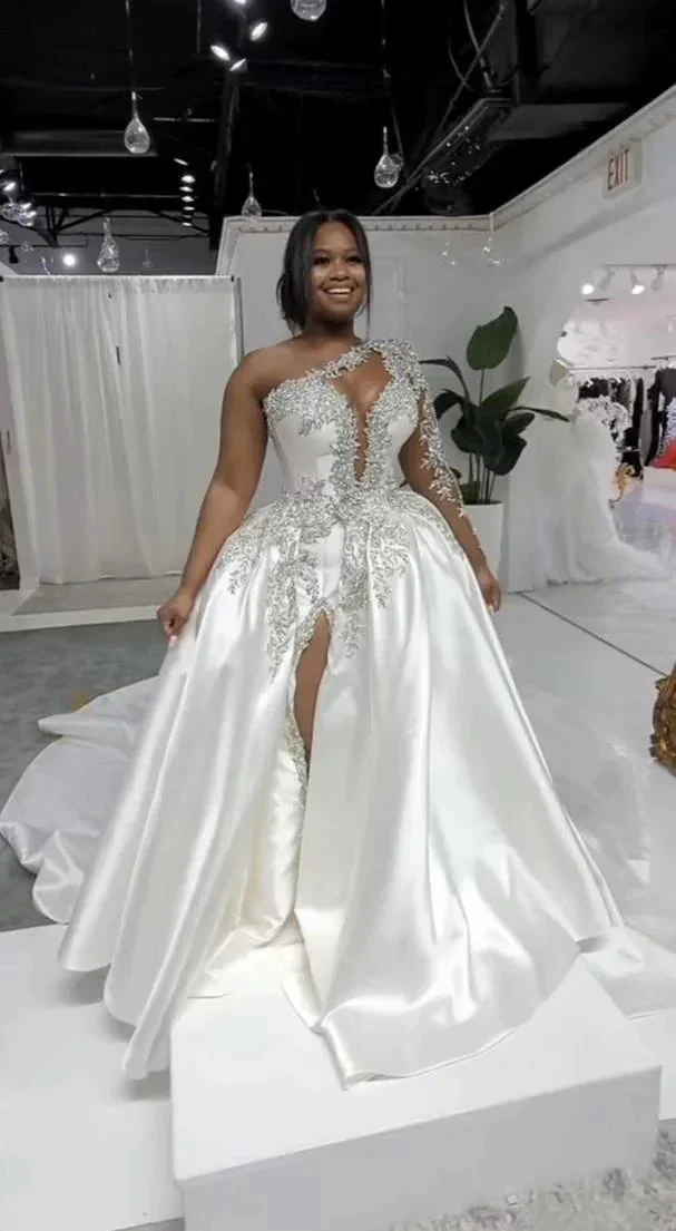 Gorgeous Long A-line One Shoulder Beading Wedding Dress With Slit - Image 3