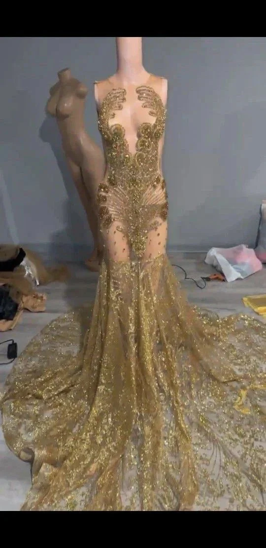 Gorgeous Long Gold Mermaid Lace Sleeveless Sexy Prom Dress - Image 2
