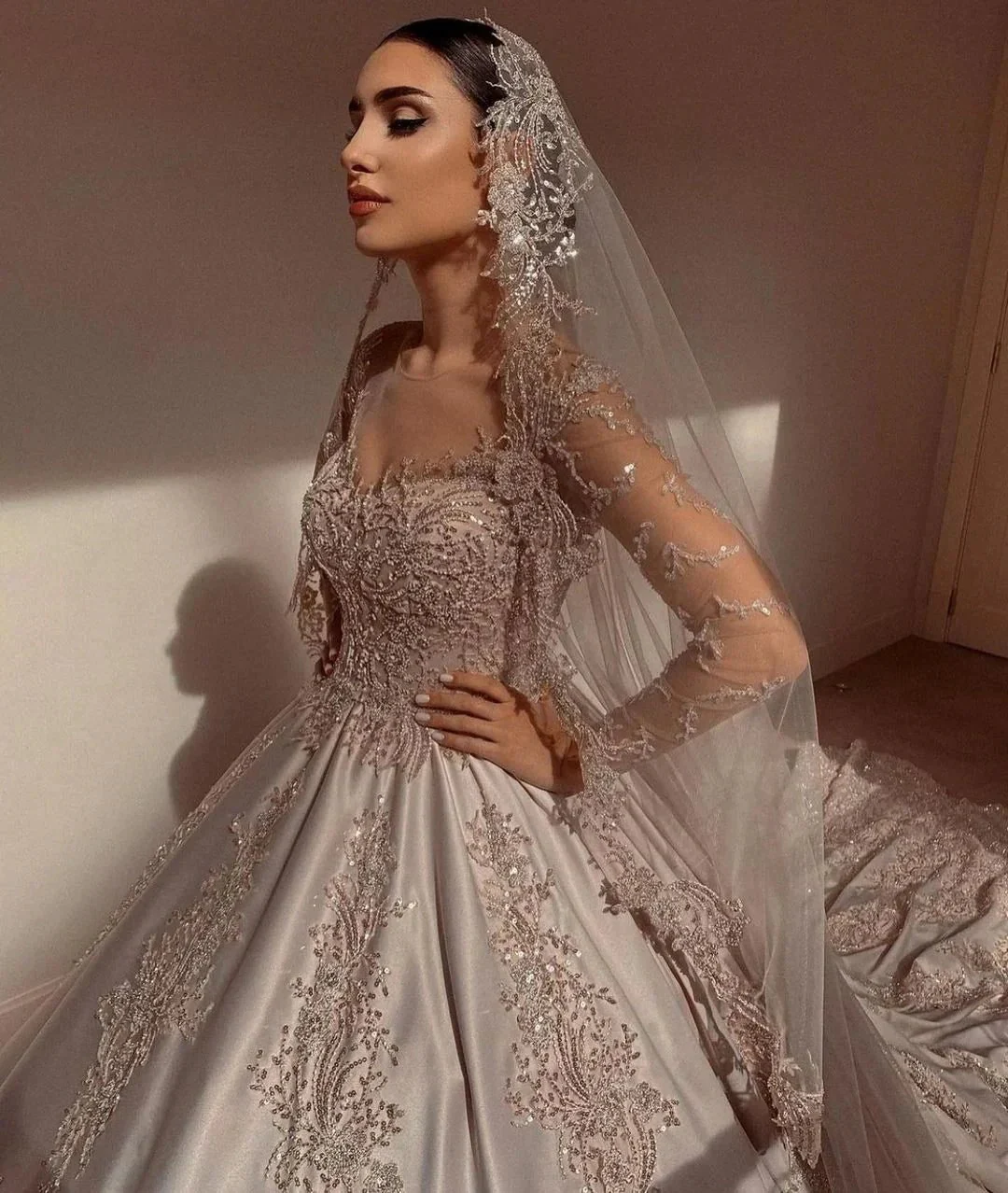Gorgeous Long Princess Sweetheart Beading Pearl Satin Wedding Dress with Sleeves - Image 6