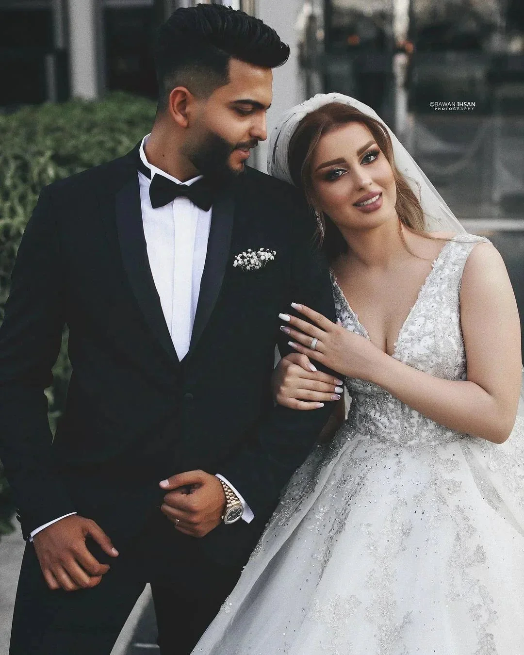 Gorgeous Long Princess V-neck Tulle Lace Appliques Wedding Dress - Image 4