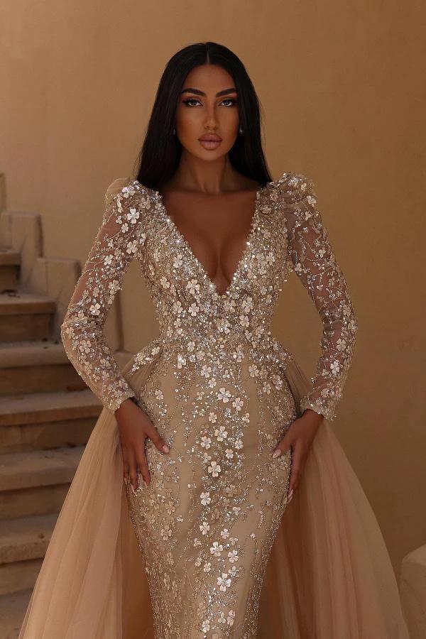 Gorgeous Long Sleeves Mermaid V-neck Wedding Dress with Detachable Tulle Train - Image 2
