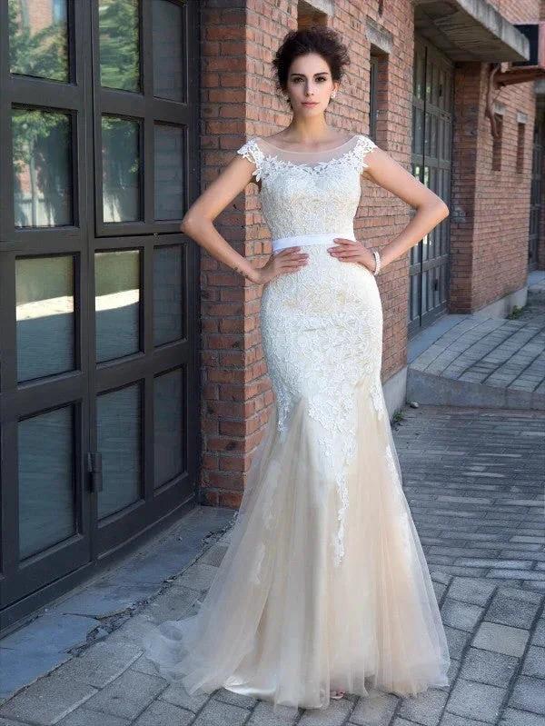 Gorgeous Mermaid Sheer Neck Applique Short Sleeves Long Net Prom Dresses - Image 3