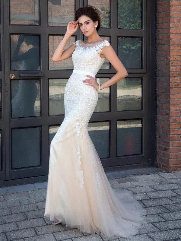 Gorgeous Mermaid Sheer Neck Applique Short Sleeves Long Net Prom Dresses - Image 4
