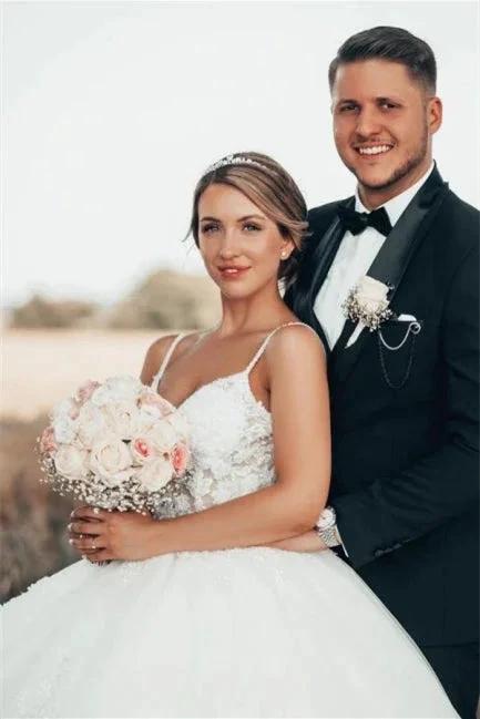 Gorgeous Princess V-neck A-line Wedding Dress With Lace - Image 4