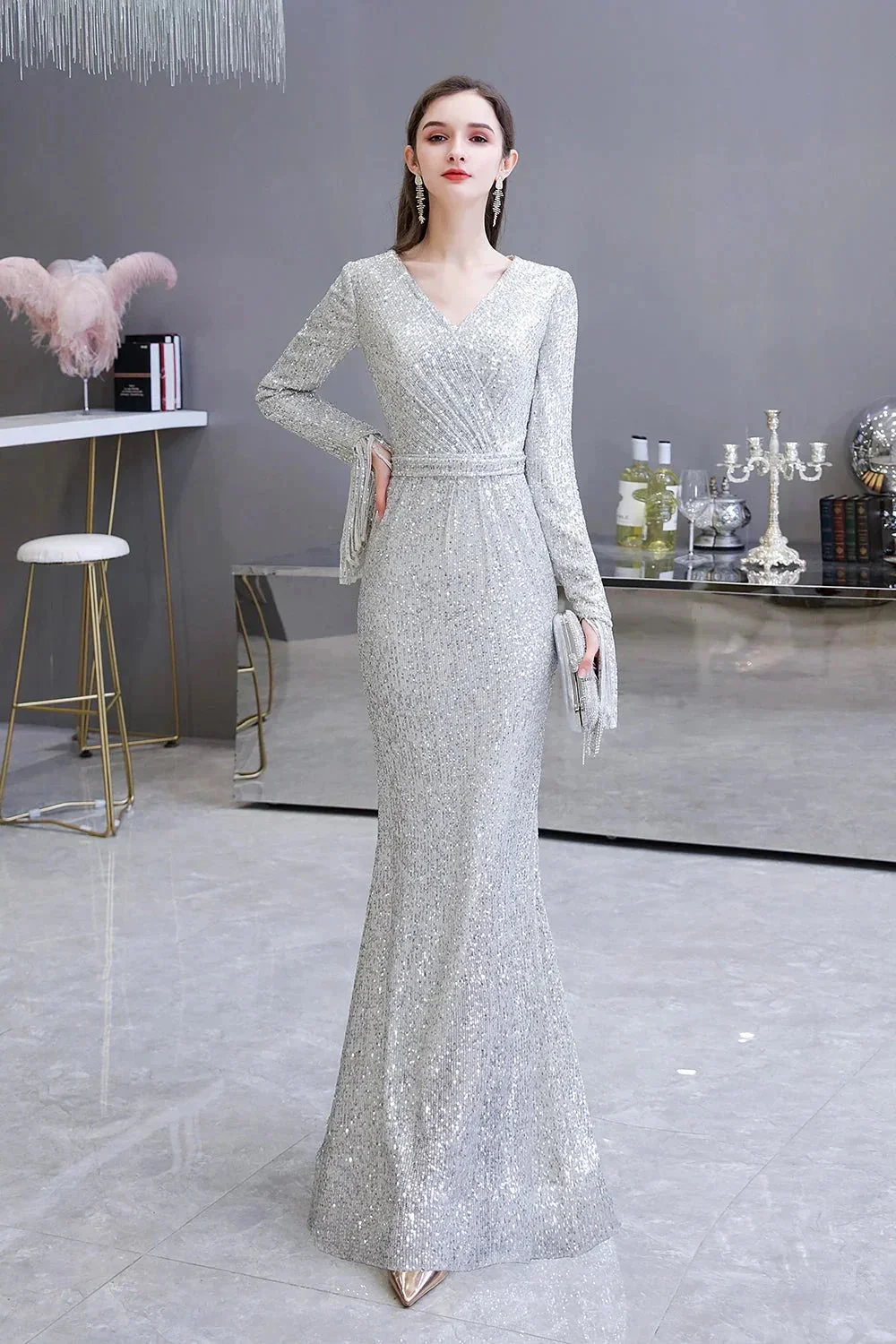 Gorgeous Sequins Long Sleeve V-Neck Mermaid Evening Gowns - Image 6