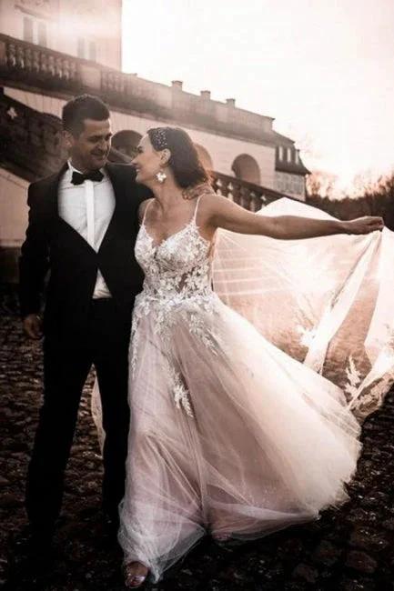 Gorgeous Spaghetti Straps Sleeveless A-Line Tulle Wedding Dresses with Pattern - Image 2