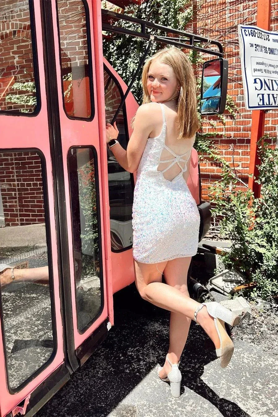 Gorgeous V-neck Spaghetti Straps Sequined Sleeveless Homecoming Dresses - Image 2