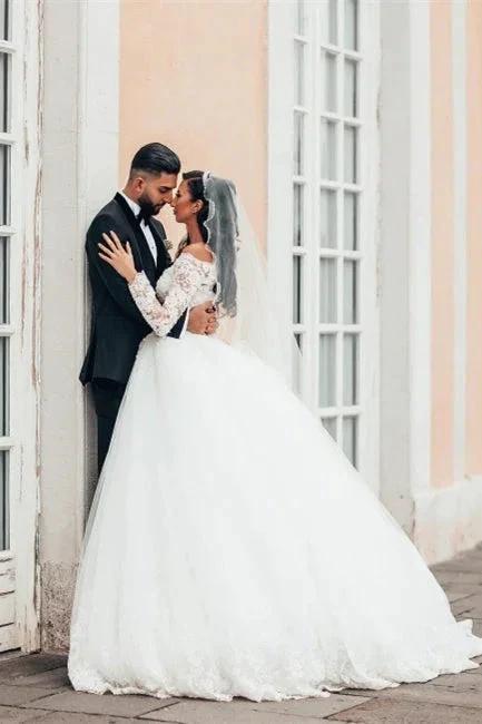 Gorgeous White Long Sleeves Lace Ball Gown Aline Floral Tulle Wedding Dresses - Image 4
