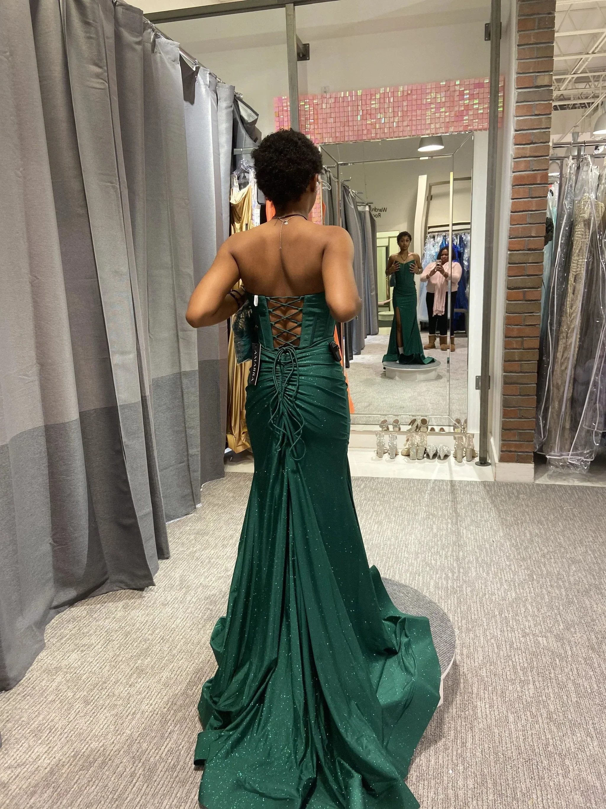 Green Mermaid Sleeveless Evening Dress with Slit Y5920 - Image 3