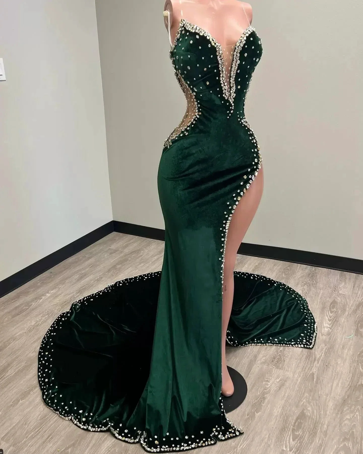 Green Velvet Sexy Strapless Prom Dresses Women Custom Split Long Evening Dress Y1422 - Image 2