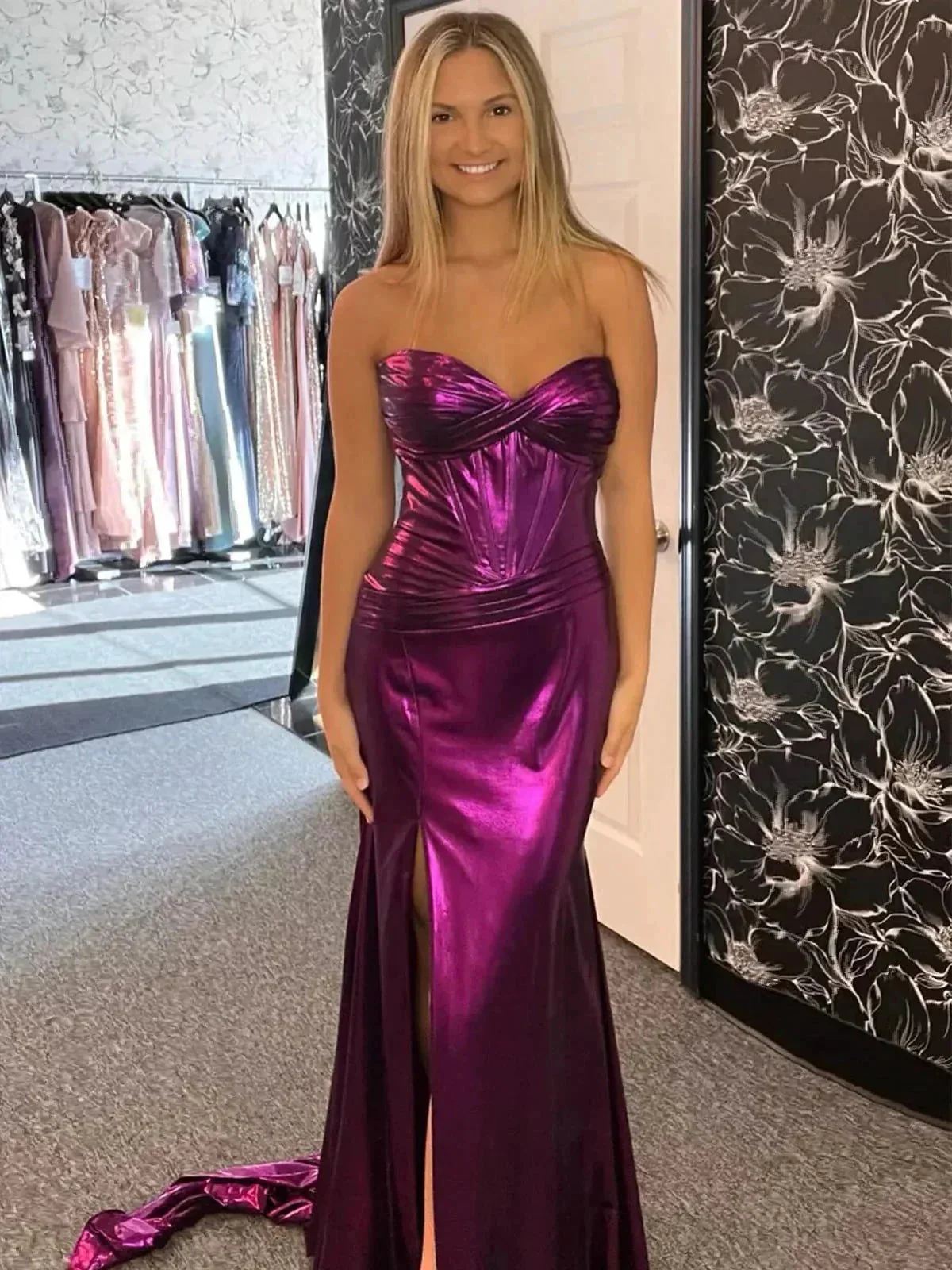 Hedda | Mermaid Sweetheart Strapless Metallic Empire Prom Dress With Side Slit - Image 9