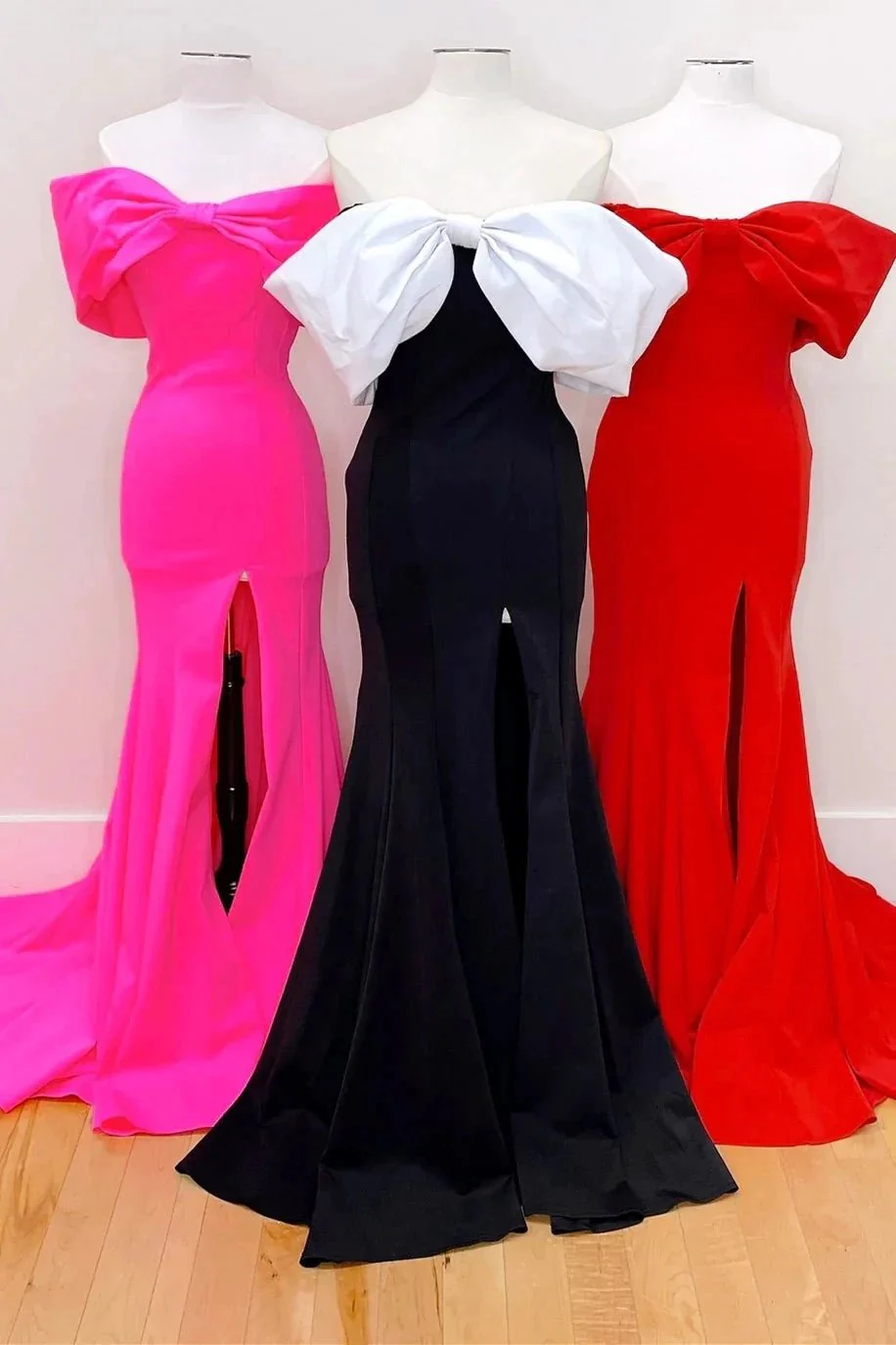 Herbert | Red Off-the-Shoulder Bow Mermaid Gown with Slit - Image 2