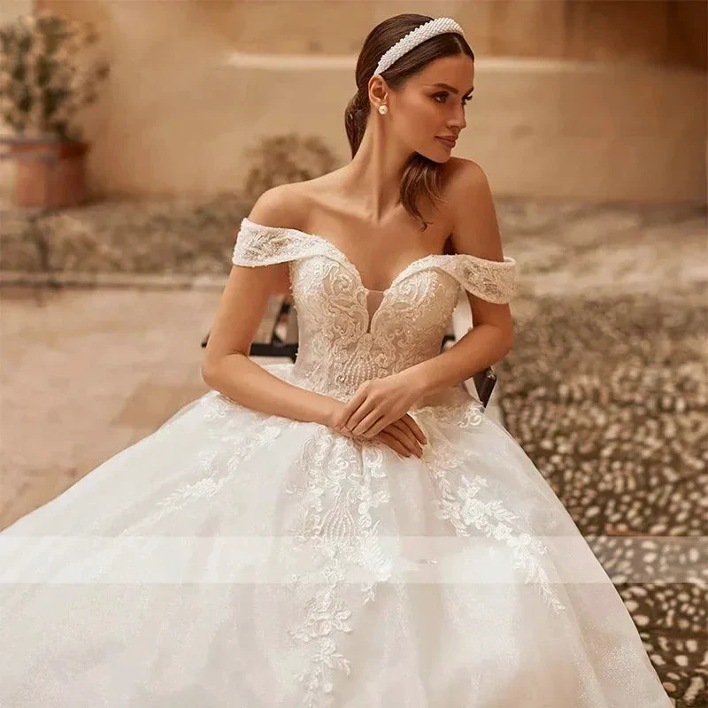Custom Made Gorgeous Wedding Dresses Sexy Off The Shoulder Lace Appliques Elegant Bridal Robe - Image 2