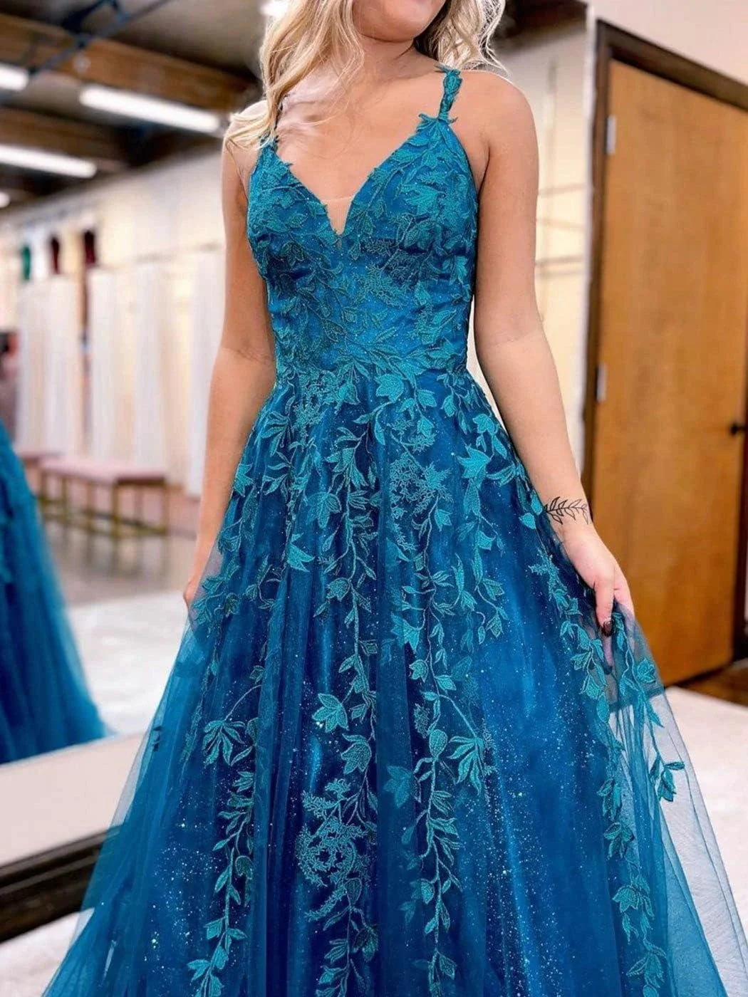 Floral Lace Glitter Tulle Prom Dress Long Ball Gown V Neck Formal Evening Dress Maxi Party Gown - Image 4
