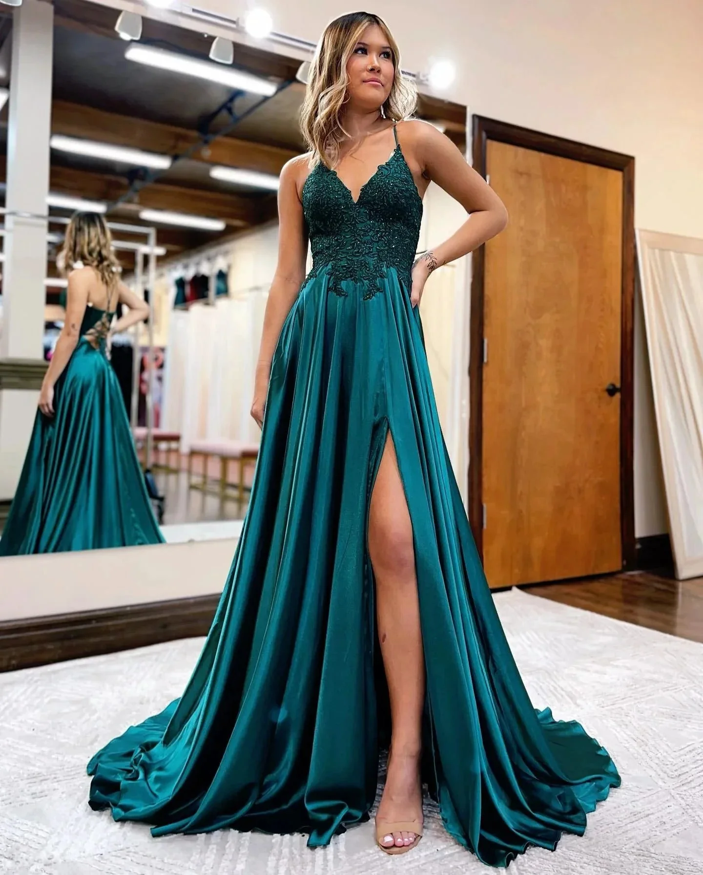 Sunnderly A-line Spaghetti Straps Corset Back Prom Dress With Split - Image 6