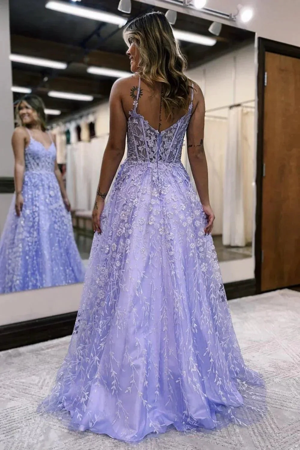 A Line Spaghetti Straps Lilac Corset Prom Dress with Appliques - Image 2