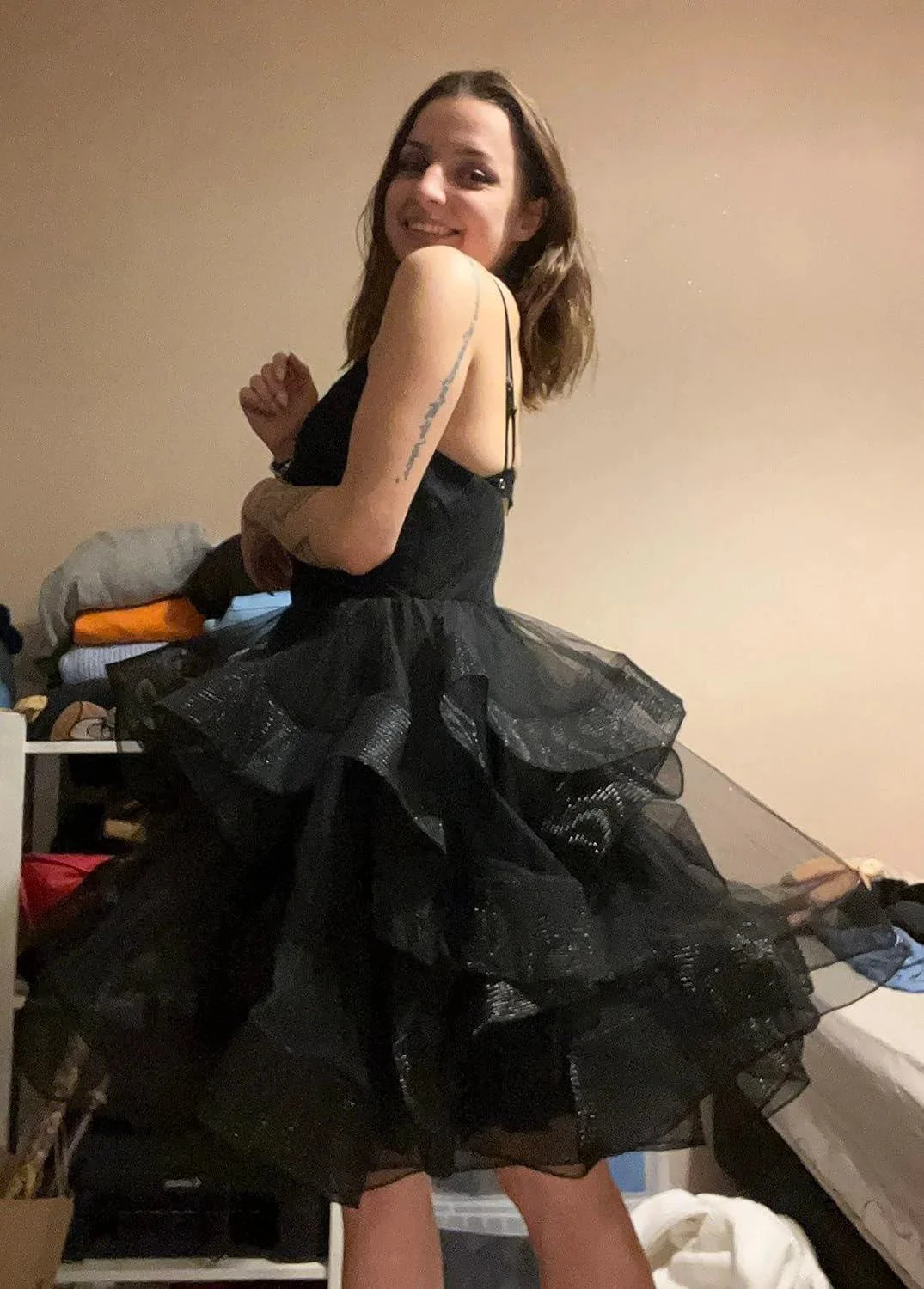 Puffy Ruffle Short Homecoming Dress Tull Tutu Prom Dress V Neck Formal Party Gown - Image 4