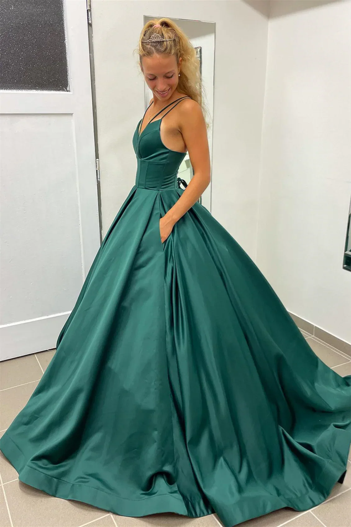 Nicole |A-line Hunter Green V-Neck Satin Long Prom Dress - Image 2