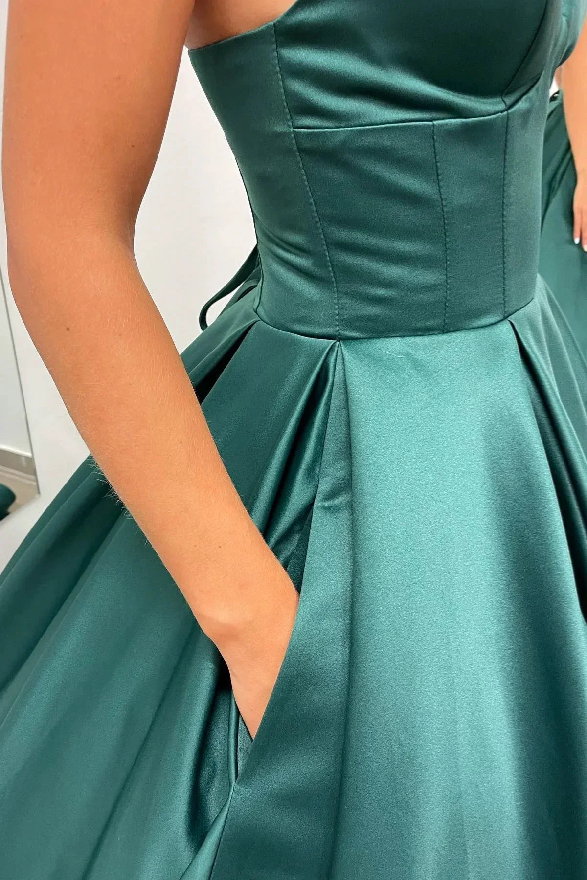 Nicole |A-line Hunter Green V-Neck Satin Long Prom Dress - Image 5