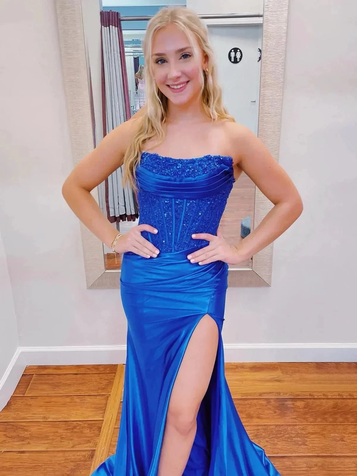 Idra | Emerald Green Beaded Strapless Applique Formal Dress with Slit - Image 7