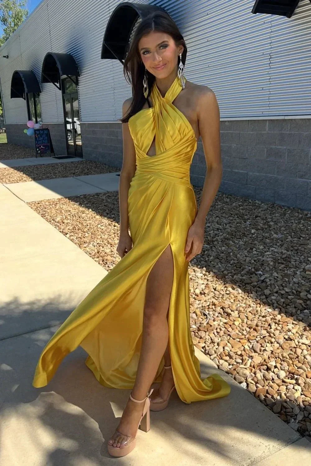 Iras | Yellow Halter Satin Mermaid Long Prom Dress With Slit - Image 2