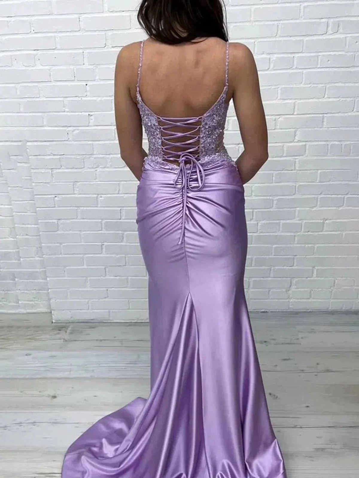 Iskander | Mermaid V Neck Lavender Satin Long Prom Dresses with Appliques - Image 2