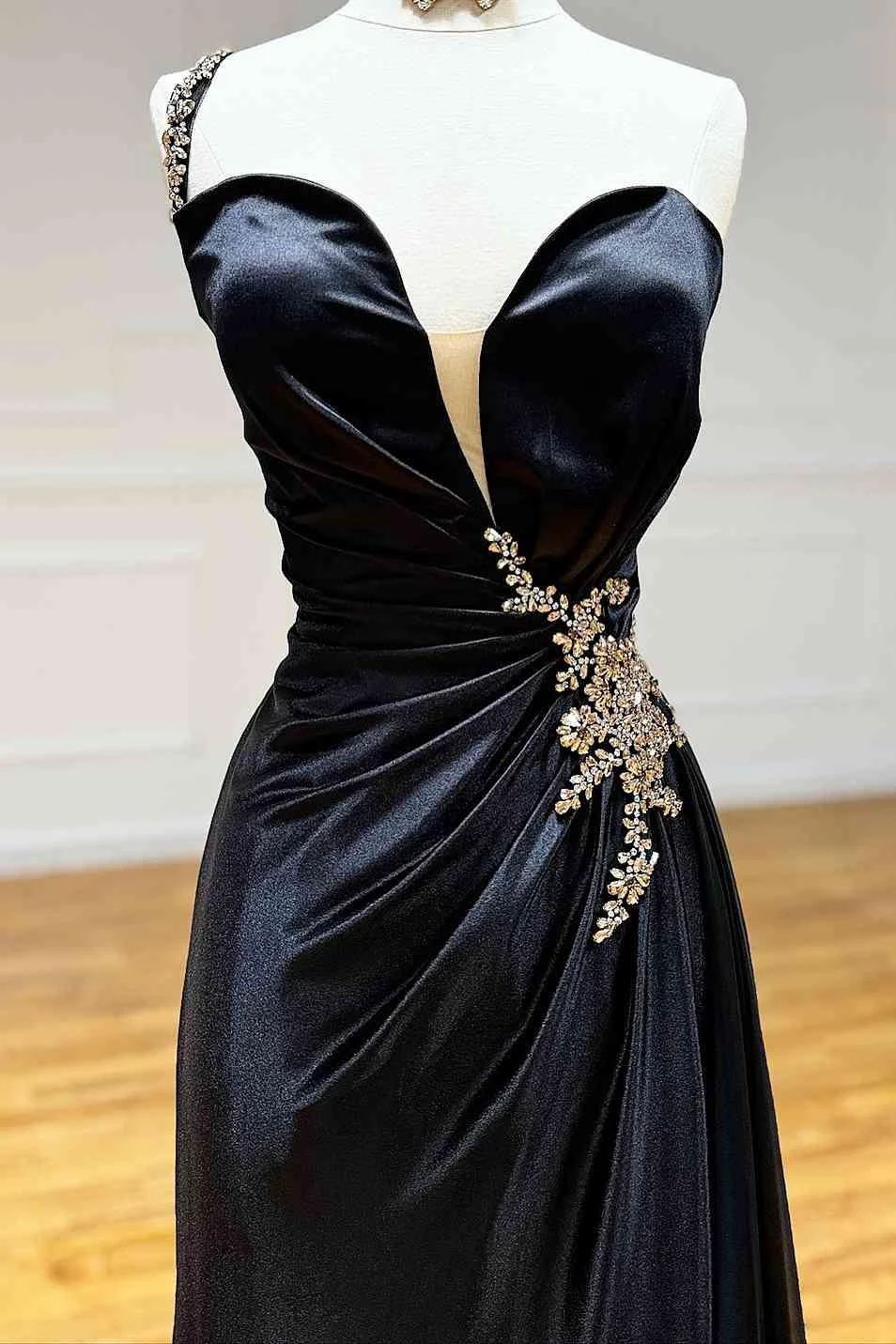 Jaiden | Black Rhinestone One Shoulder A Line Prom Dress with Slit - Image 2