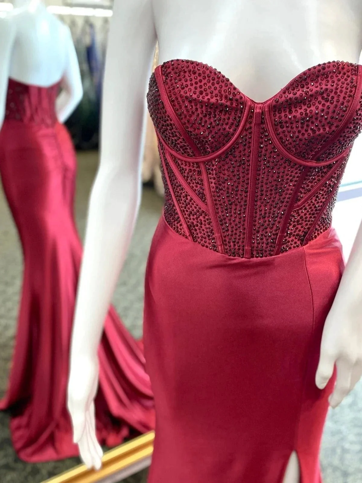 Joanni | Burgundy Beaded Sweetheart Mermaid Long Prom Dress - Image 4