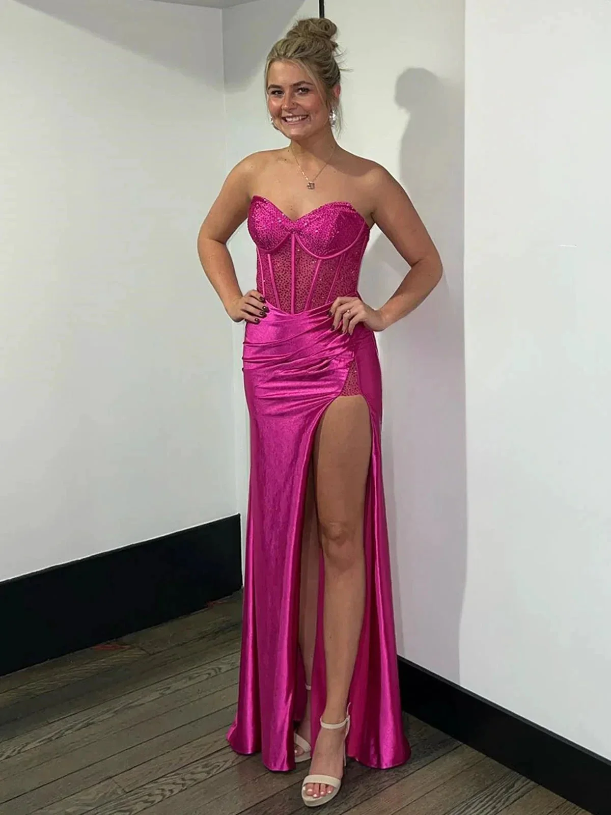 Joanni | Burgundy Beaded Sweetheart Mermaid Long Prom Dress - Image 5